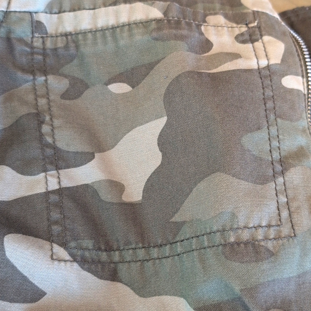Old Navy Utility Jacket - Picture 6 of 6